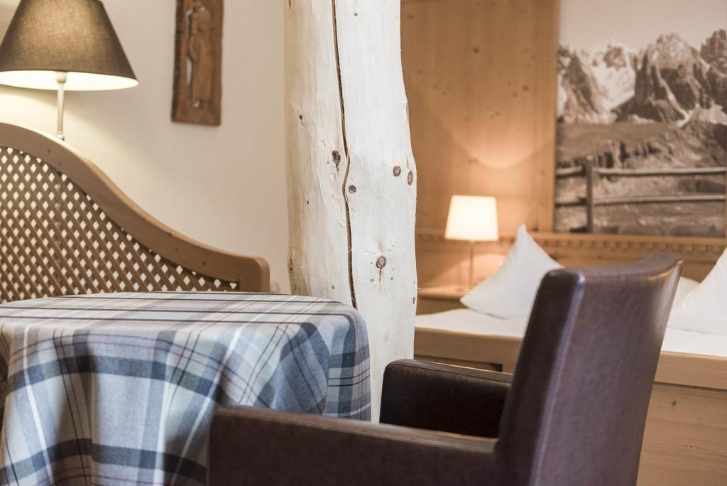 Eggentaler Hotel Cardano Buitenkant foto