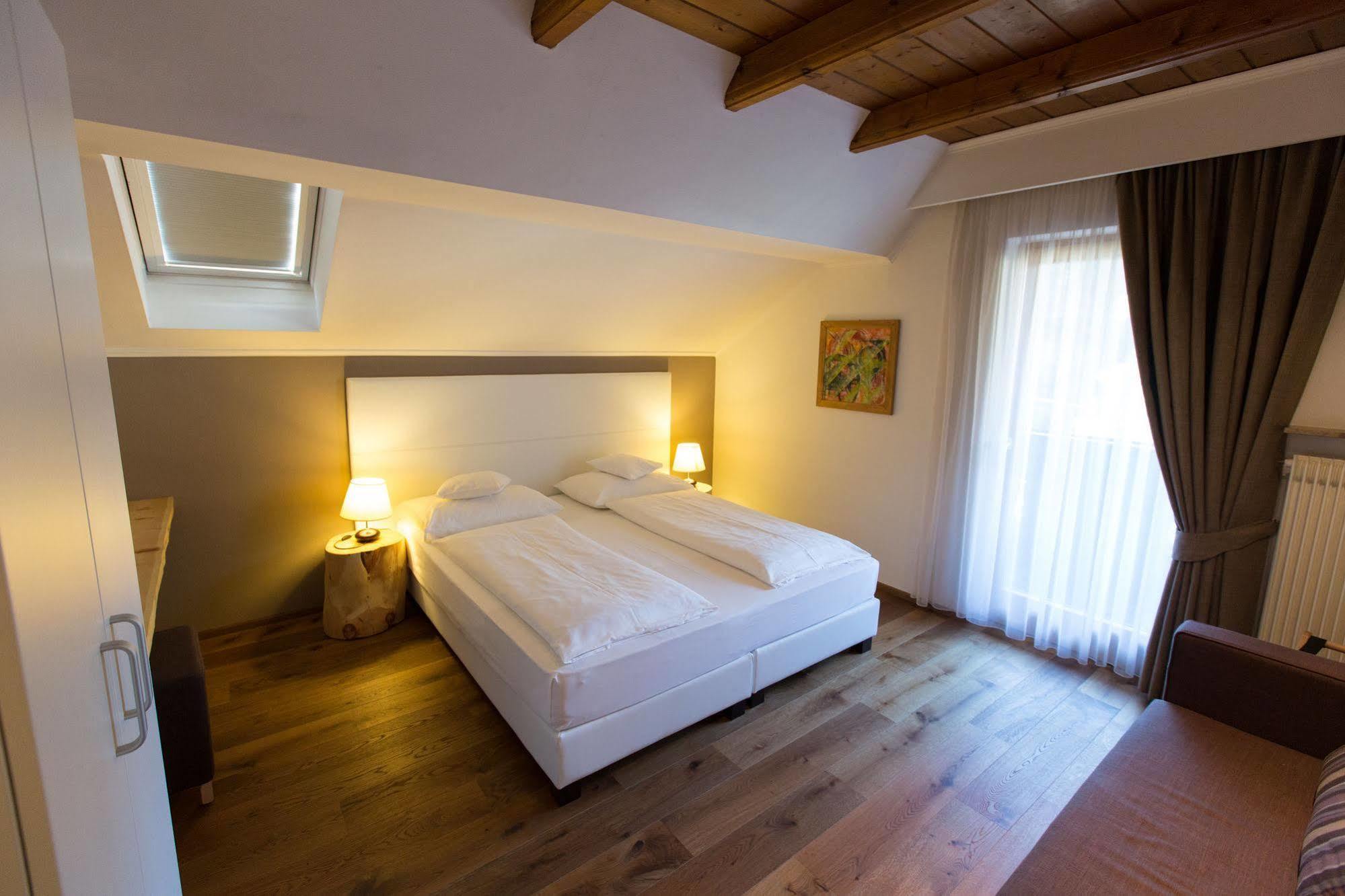 Eggentaler Hotel Cardano Buitenkant foto